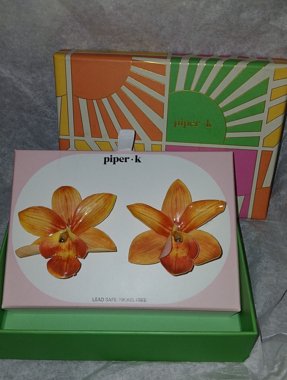 piper.k 4 Orchid Resin Flower Earrings In Cute Decorative Box, Orange